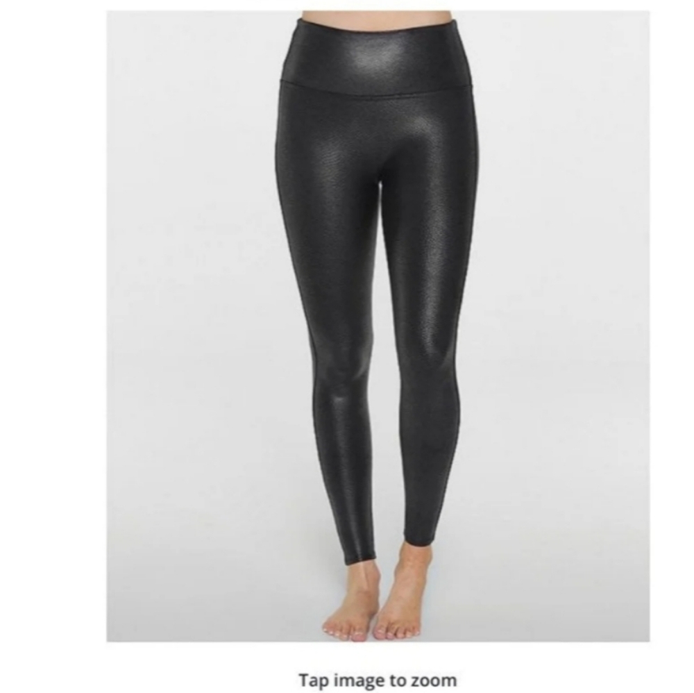 Faux leather leggings